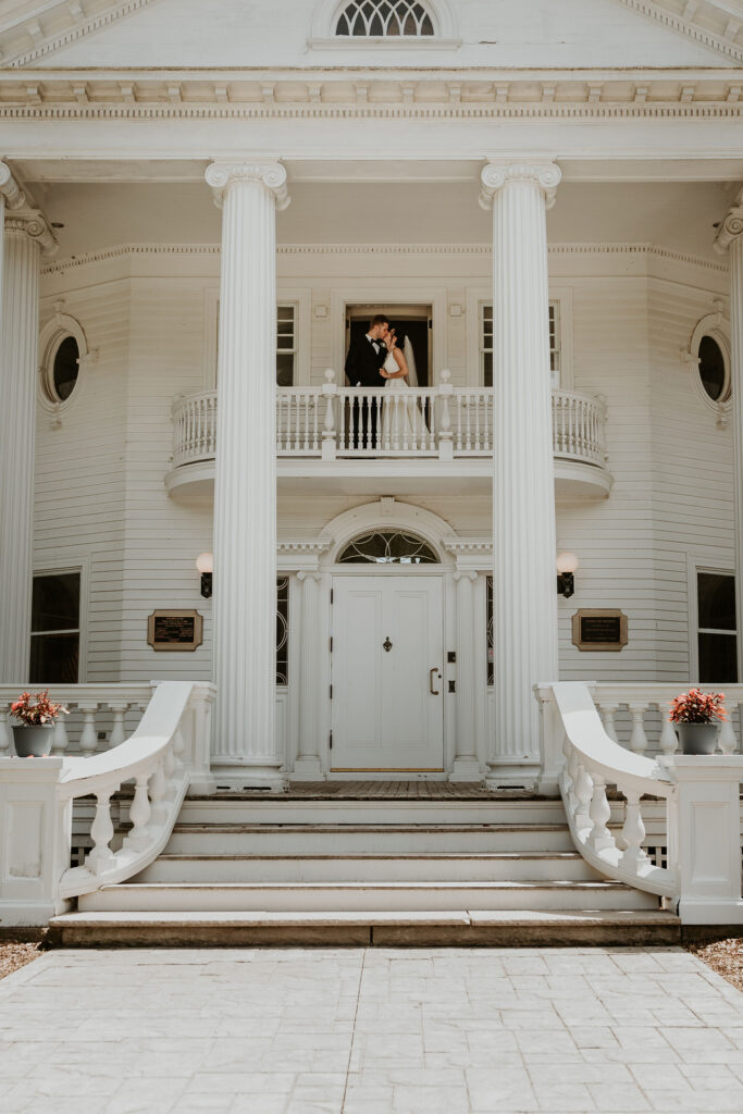 Wedding Portrait at Mooreland Mansion in Cleveland, Ohio