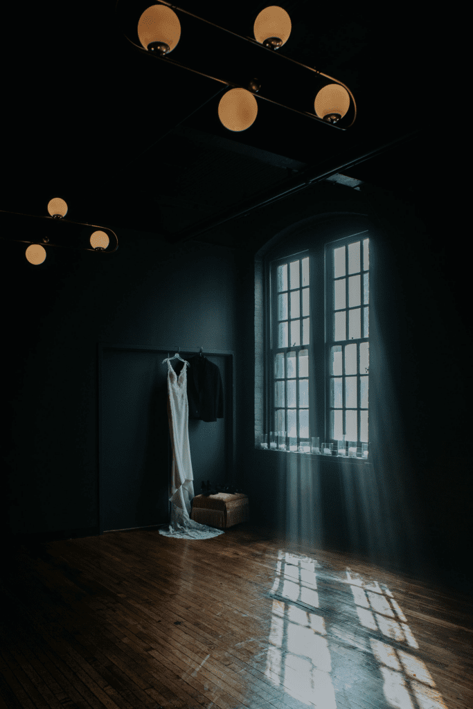moody Cleveland wedding photos